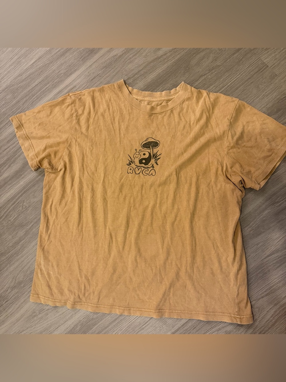 RVCA mushroom t-shirt